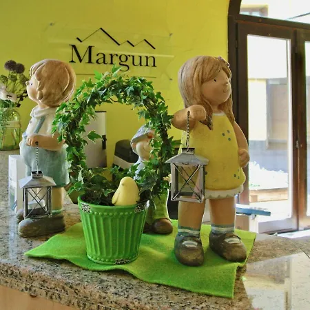 Apartment Residenza Chesa Margun 23-1 By Interhome Surlej